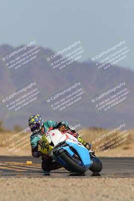 media/Mar-22-2025-CVMA (Sat) [[462c0ffedb]]/Race 13-Amateur Supersport Middleweight/